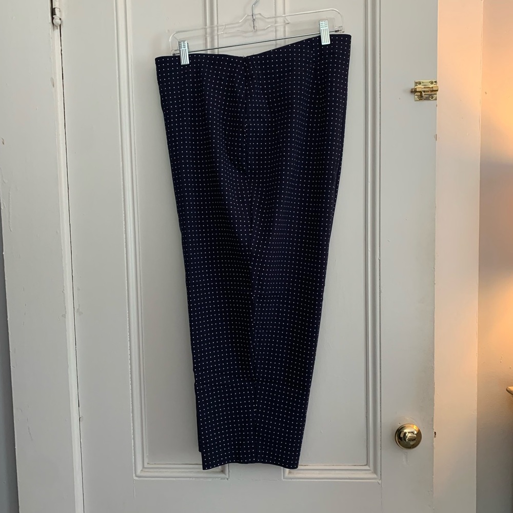 Charter Club Navy w small white polka dot ankle pant